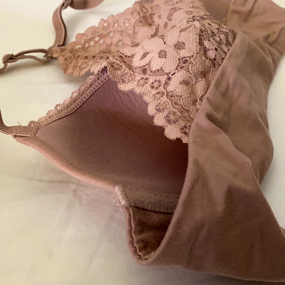 Never used! VS Racerback Demi 🌷 - Picture 4 of 7